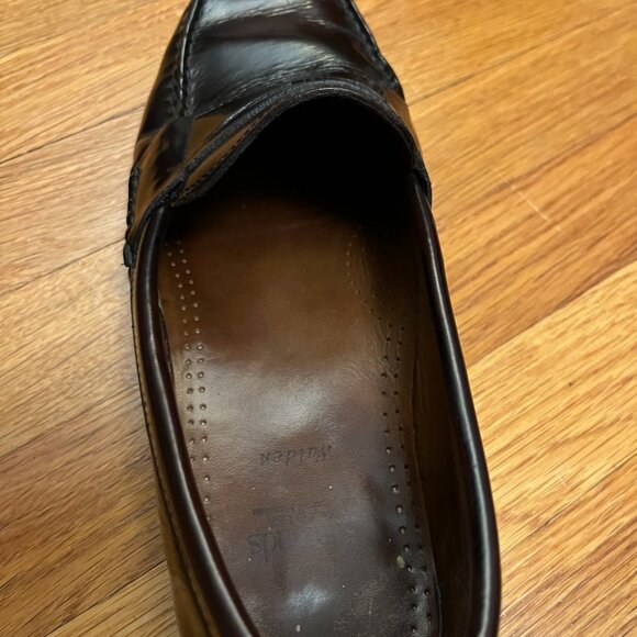 Allen Edmonds Walden Loafer - Burgundy - Men's size 11 D - Picture 8 of 9